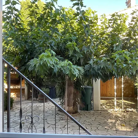 Reine Du Sud Proche Des Grands Buffets Villa